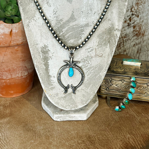 The Azul Turquoise Midi Naja Pendant