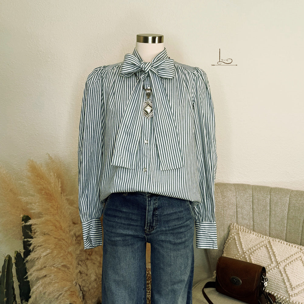 The Bingham Pearl Snap Top