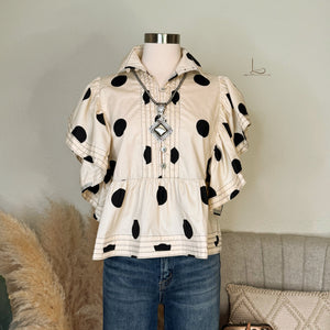 The Camden in Cream & Black
