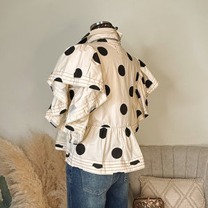 The Camden in Cream & Black