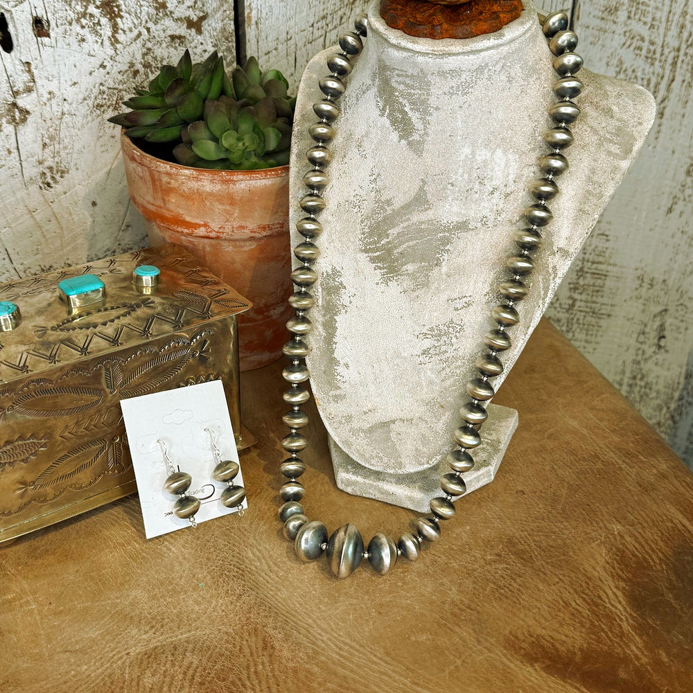 The Graduated Handmade Sterling Silver Saucer Pearls with Earrings