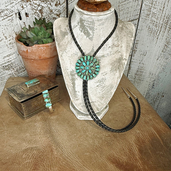 The Turquoise Midi Cluster Bolo
