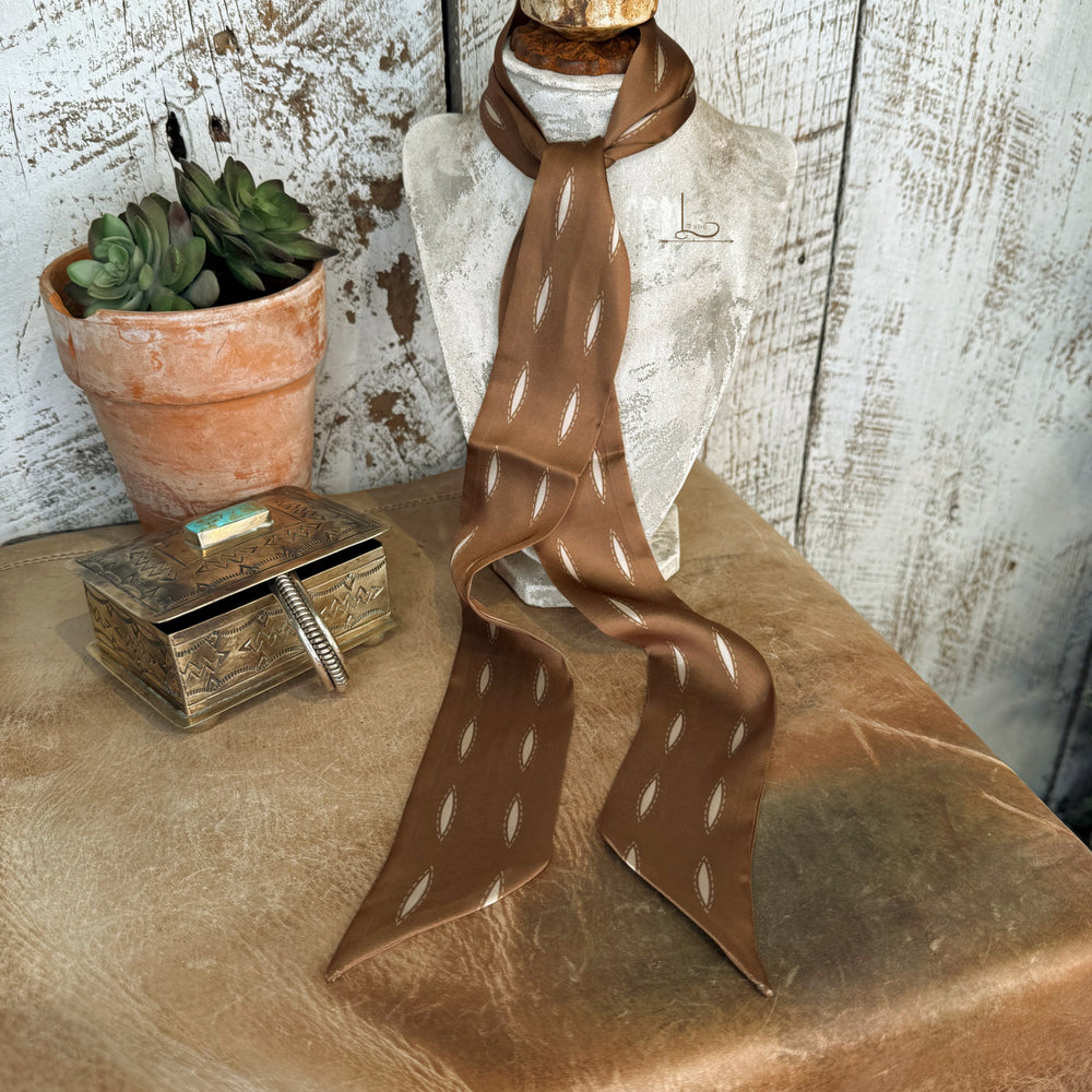 The Buckstitch Twilly in Carmel Brown