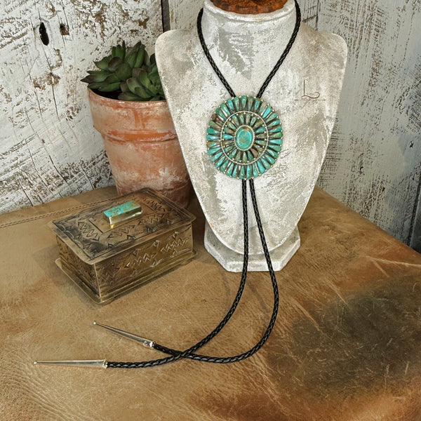 The Verde Cluster Turquoise Bolo
