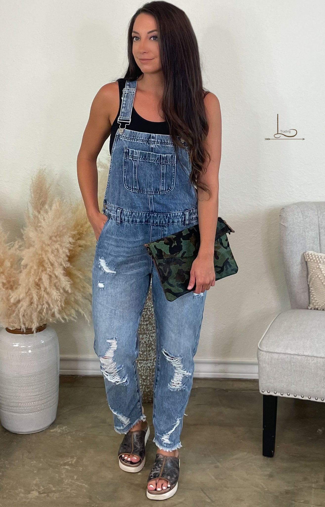 The Giddings ~Distressed Denim Overalls – L Trading